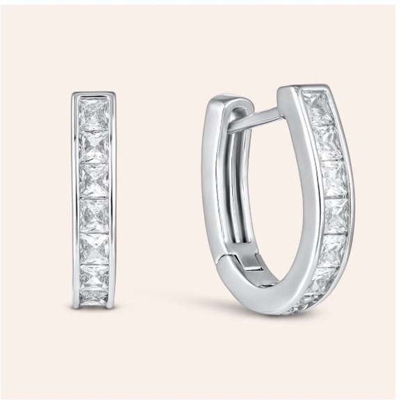 Daniela Swaebe Huggie Earrings - Picture 6 of 7